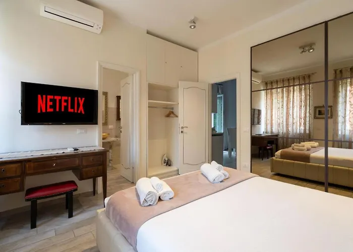 Vatican Historic Center -luxury Flat With Garden And Private Parking Roma