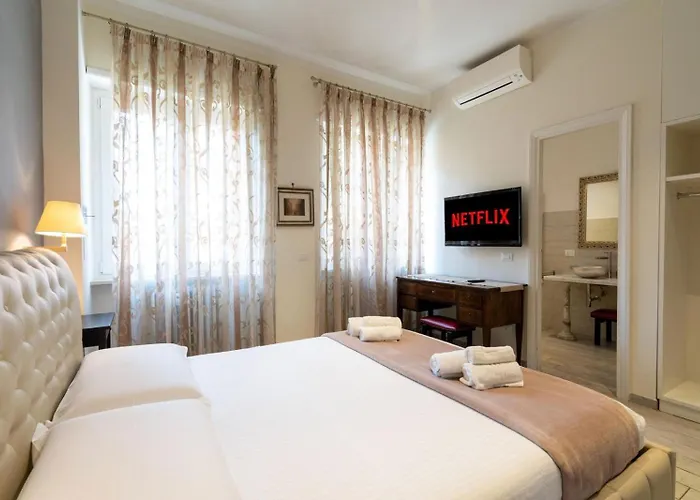 Vatican Historic Center -luxury Flat With Garden And Private Parking Appartamento *